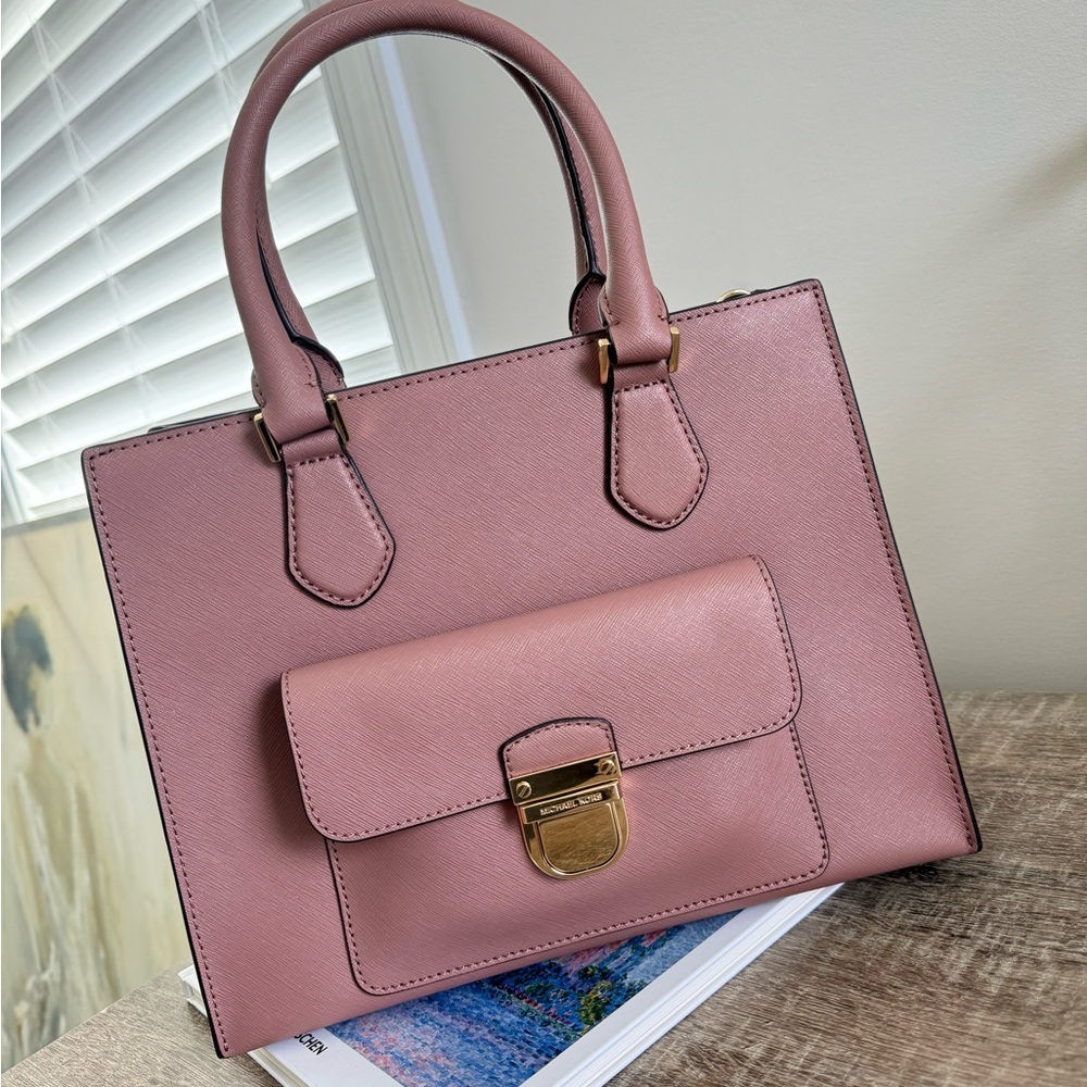 NWT Michael Kors Bridgette Medium EW Tote White Leather Satchel Crossbody Bag